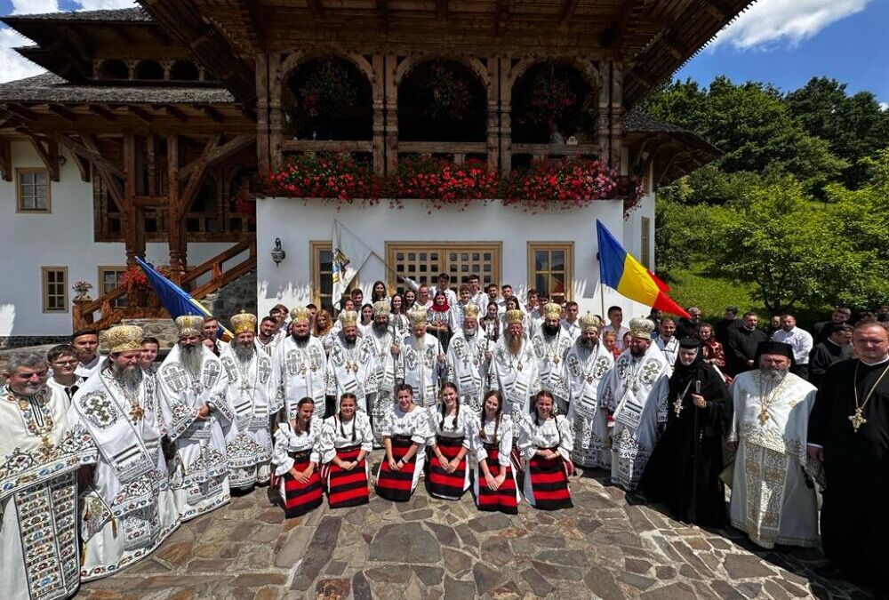 Hramul Mănăstirii Bârsana și aniversarea a 30 de ani de la reînființarea așezământului monahal