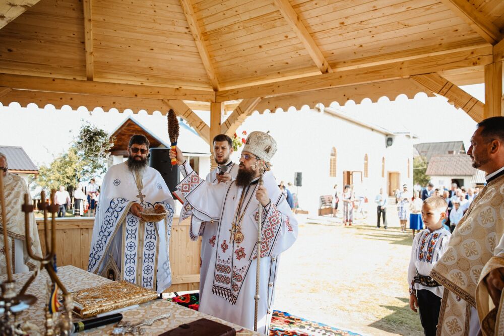 Sfințirea Altarului de vară și a noii catapetesme a Bisericii din Râșca Pleș