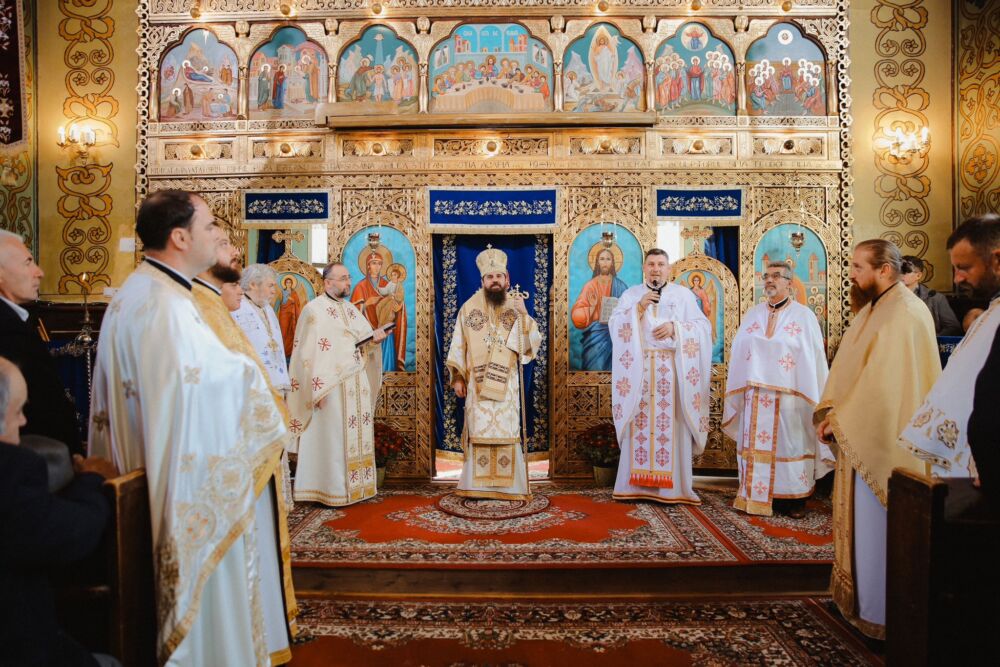 Liturghie arhierească și binecuvântarea lucrărilor efectuate la casa parohială din Lita, județul Cluj