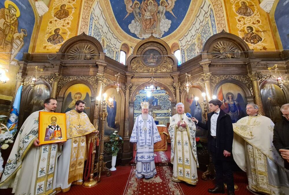Slujire arhierească în Parohia „Sfântul Nicolae” din Cluj-Napoca, la început de an calendaristic