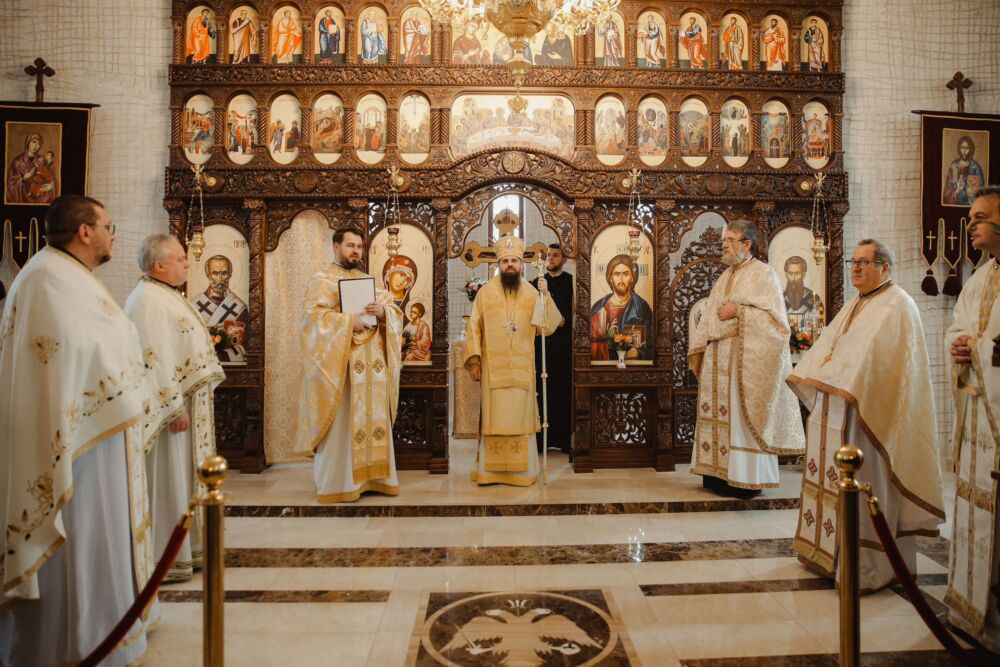 Slujire arhierească în Parohia „Sfântul Vasile cel Mare” din Cluj-Napoca