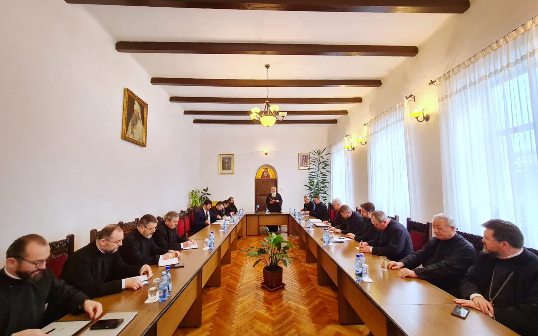 Ședință semestrială cu părinții protopopi și membrii CAR din Eparhia Clujului