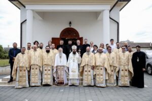 Episcopul-vicar Benedict a participat la întâlnirea de 20 de ani de la absolvirea Seminarului Teologic Ortodox „Sfântul Simion Ștefan” din Alba Iulia