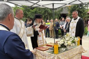 Binecuvântarea arhierească la Spitalul Municipal Dej | Dotarea spitalului cu 37 de echipamente noi, printre care RMN și CT