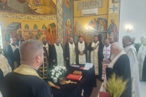 Sfințirea capelei mortuare din Mărișelu, județul Bistrița-Năsăud
